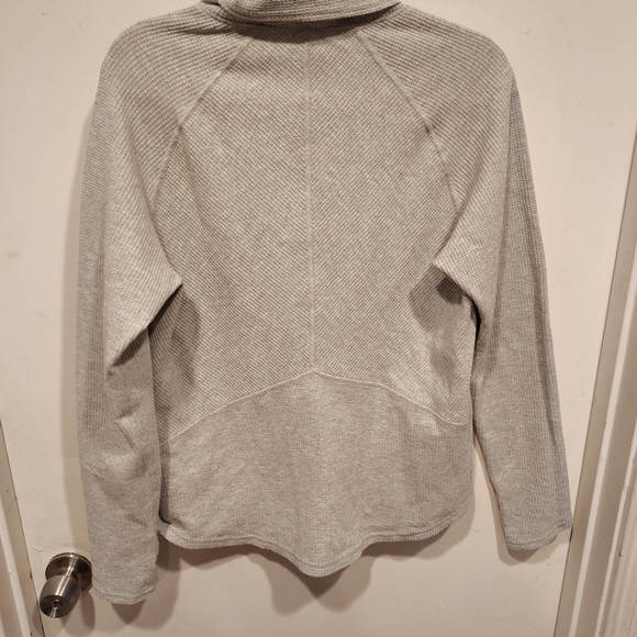 SOLD Kuhl Women's Gray Petra Thermal Waffle Knit Turtleneck Top Sz XL-Gorpcore - Picture 7 of 7